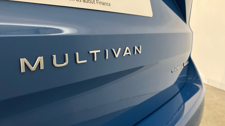 Volkswagen Multivan 1.5 TSI eHybrid Life 5dr 4MOTION DSG Estate